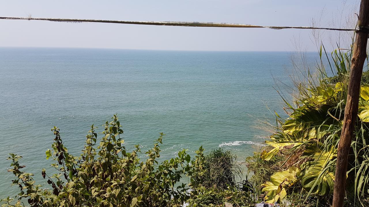 Отель Kerala Bamboo House Варкала Экстерьер фото